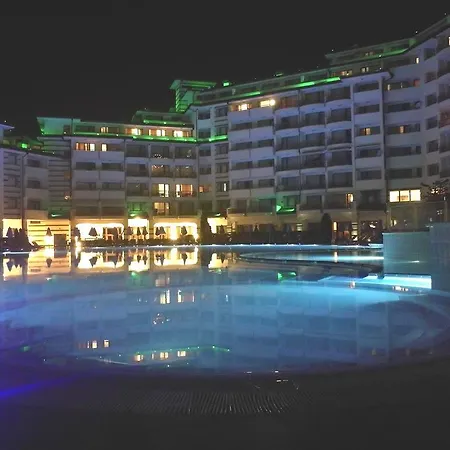 Private In Emerald Beach Lejlighed Ravda